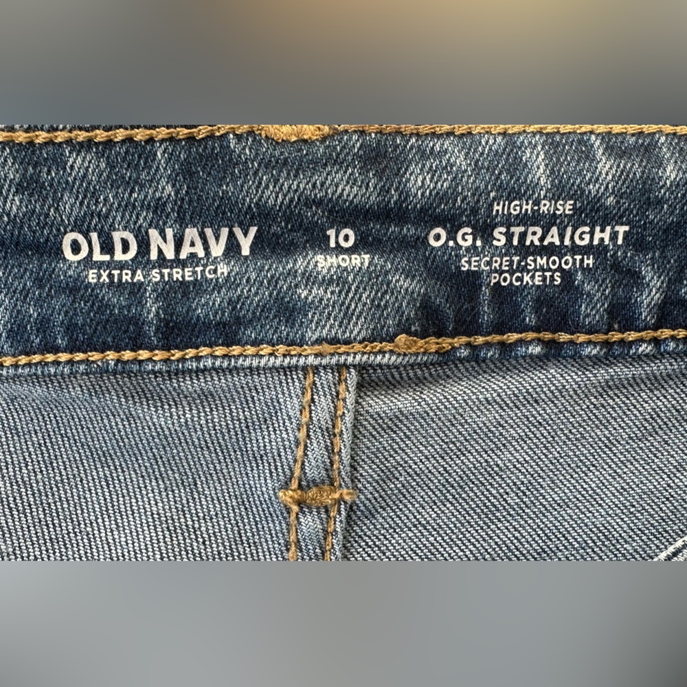 Old Navy O.G. High Rise Straight Jeans. Stretch. Size 10. - Picture 3 of 3
